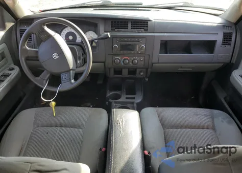 2011 Dodge Dakota Slt z USA, uszkodzony, nr VIN 1D7RE3GK4BS577435